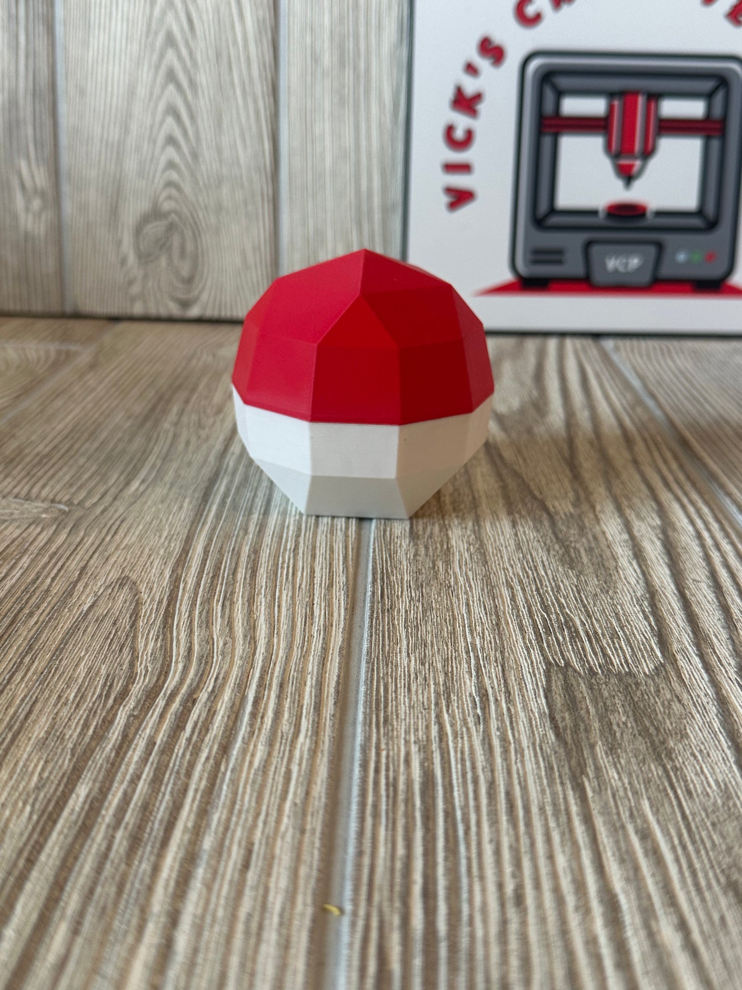 Low Poly Shocking Sphere