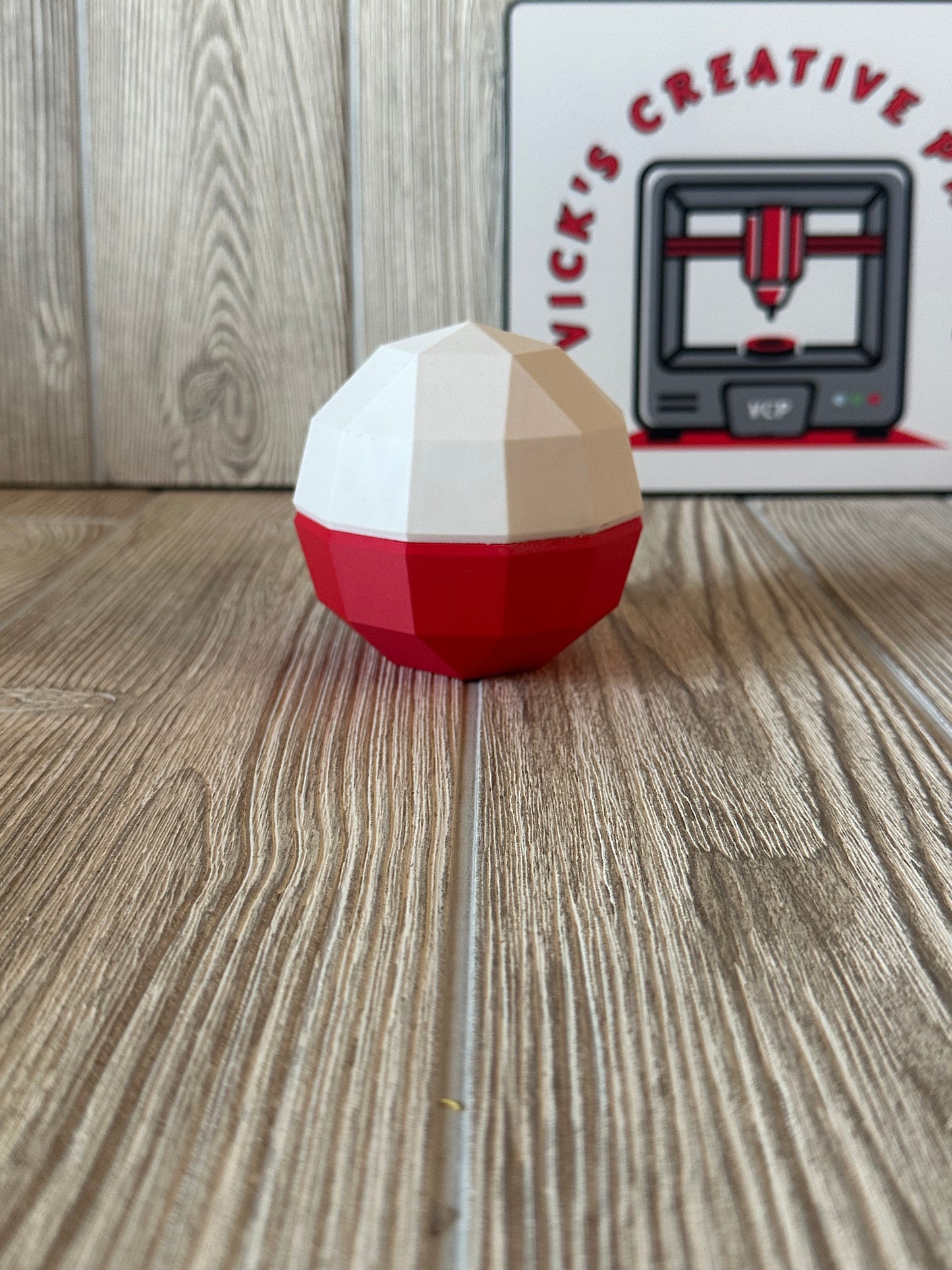 Low Poly Exploding Sphere